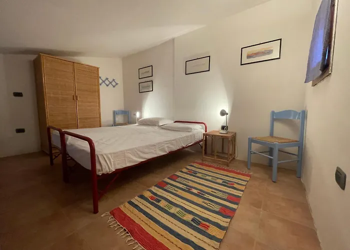 Semesterbostad Casa Punta Ruinas